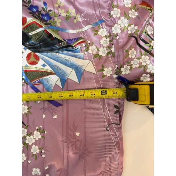 Made in Japan | Lavender Kimono Robe | Traditional Geisha & Sakura Print - Picture 11 of 12